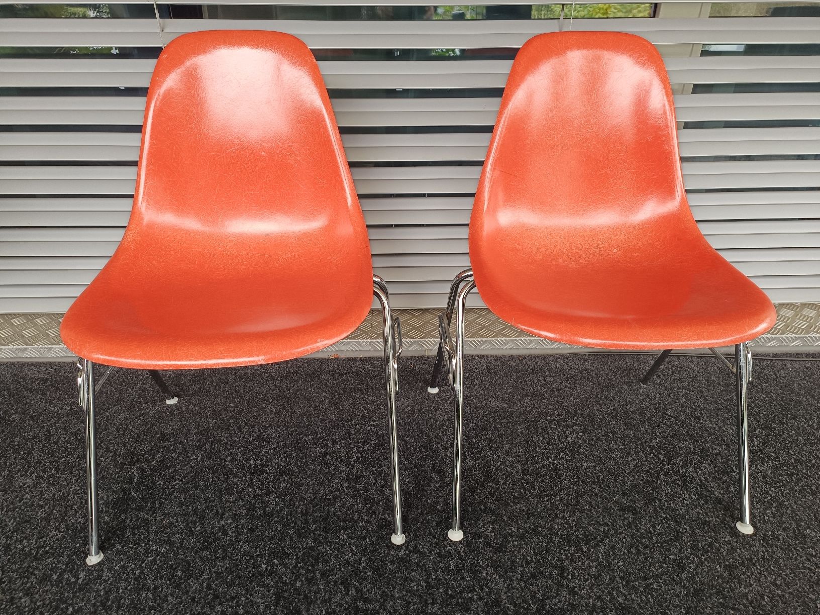 Herman Miller Stühle: 2 x Eames Herman Miller Stühle – Gebraucht aus Schmitten FR von oftringen 1
