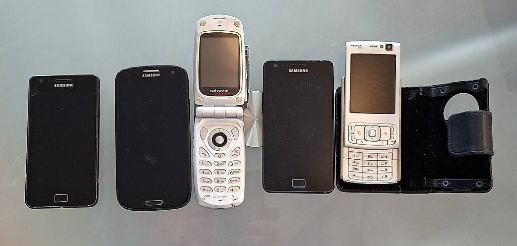 Handys / Smartphones: Diverse Handys – Gebraucht aus Kreuzlingen von Knobi56 1