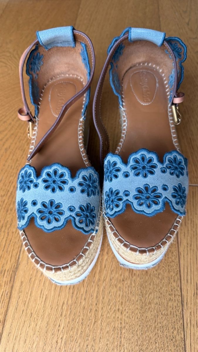 Chloé Chaussures femmes: See by Chloé Sandals Size 36.5 – D'occasion à Horgen par mcgheec8