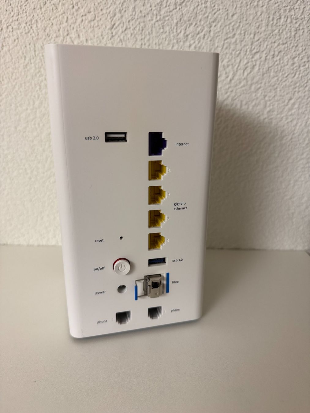 Swisscom Modems & Routeurs: Swisscom Internet-Box 2 - Gratis Versand – D'occasion à Embrach par Rondamaro 1