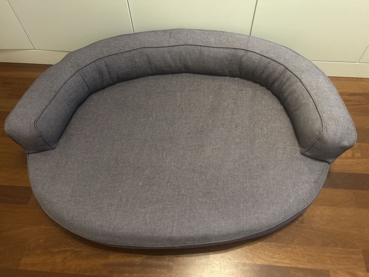 Cucce & Letti: Panier pour chien confortable et élégant – Usato da Montreux venduto da kingfisherbeach
