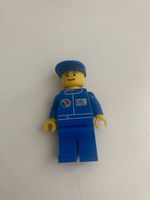Legofigur Octan Oil Rennfahrer
