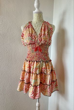 Amsterdam 2 piece w/halter neck🩷🧡 Had it once on like new!