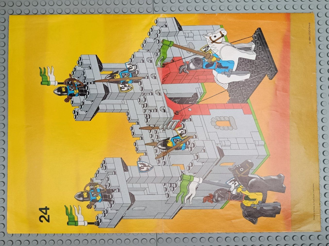 Lego Kit di costruzioni: LEGO Castle Anleitung / Instructions - 6073 – Usato da Muhen venduto da Legoholic 6
