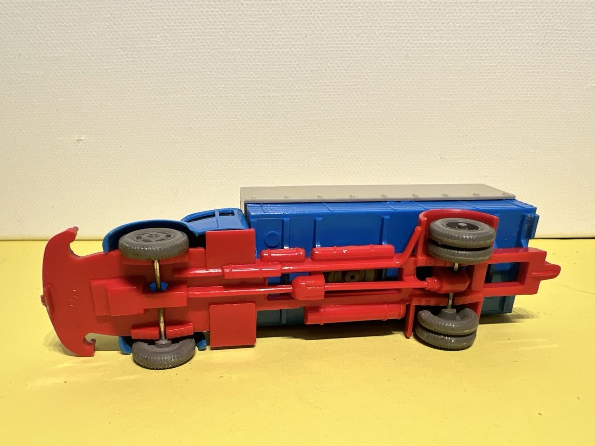 Wiking Modellini d'auto: Wiking Krupp Titan in 1/87 – Nuovo (secondo la descrizione) da Weinfelden venduto da Kammerflimmern 2