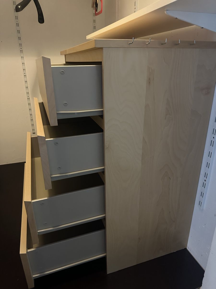 Ikea Cassettiere: Holzkommode – Usato da Lenzburg venduto da Athina64 1
