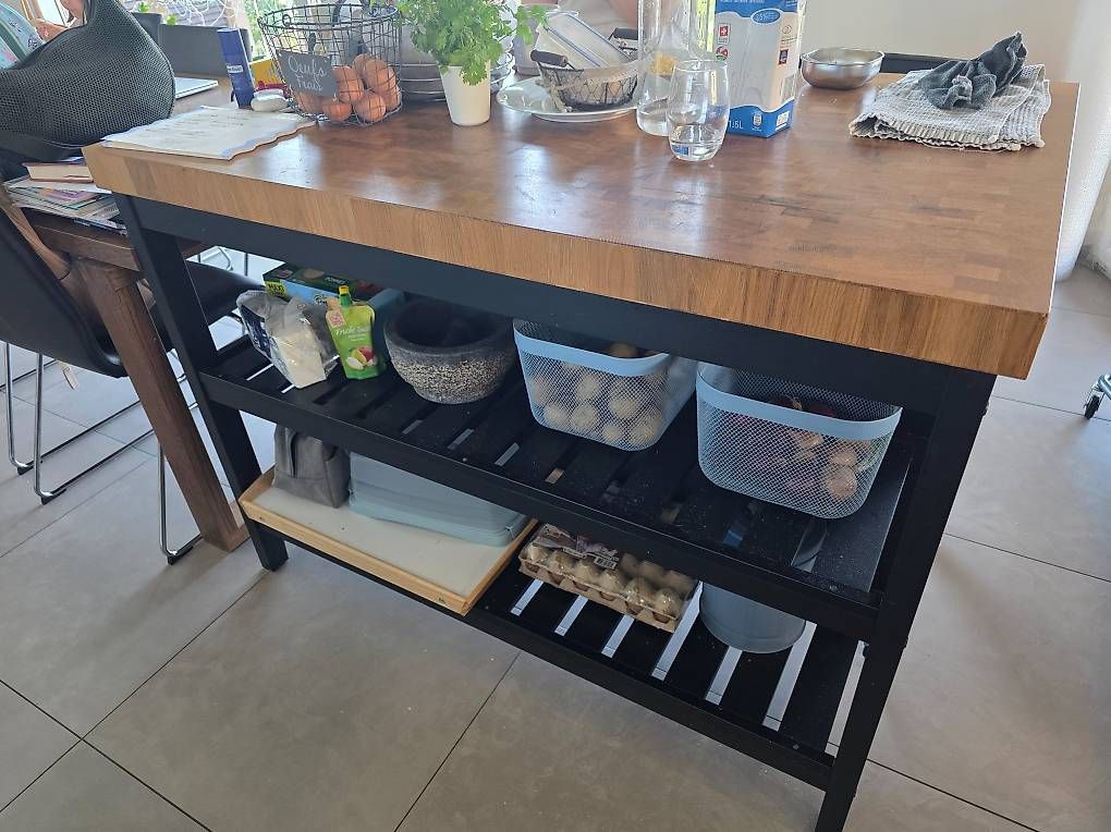 Tische: Île d'Ikea Noir Chene  – Gebraucht aus Lutry von and_52kx