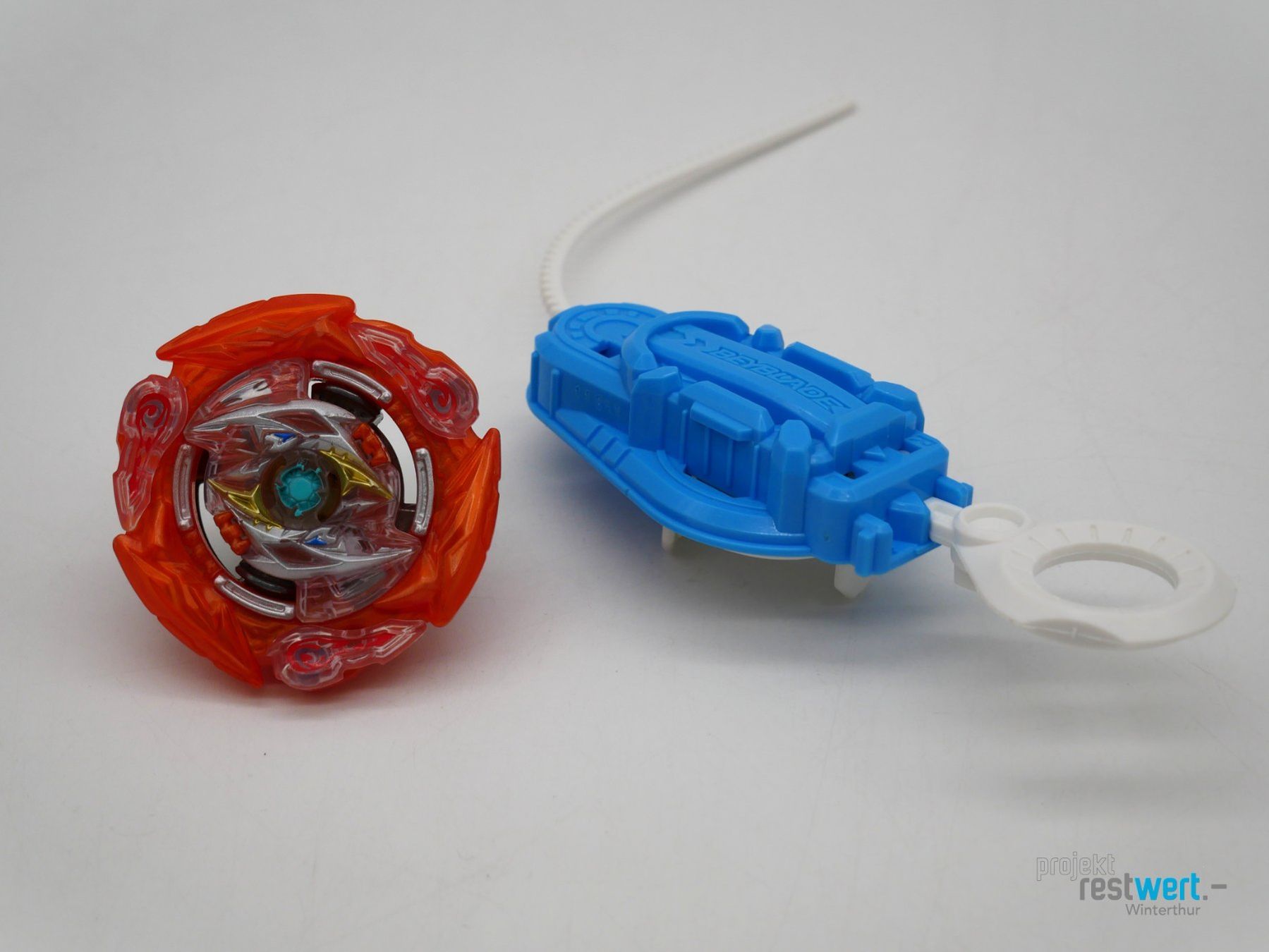 Hasbro Giocattoli: HASBRO Beyblade Glide Roktavor R6 – Usato da Winterthur venduto da Restwert_Winterthur