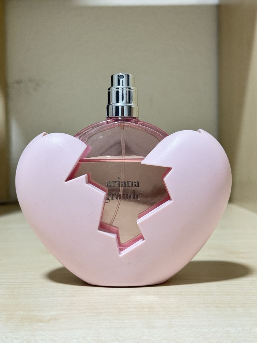 Profumi & Eau de Toilette: Ariana Grande Thank U Next (100ml) – Usato da Benglen venduto da Shamily 1
