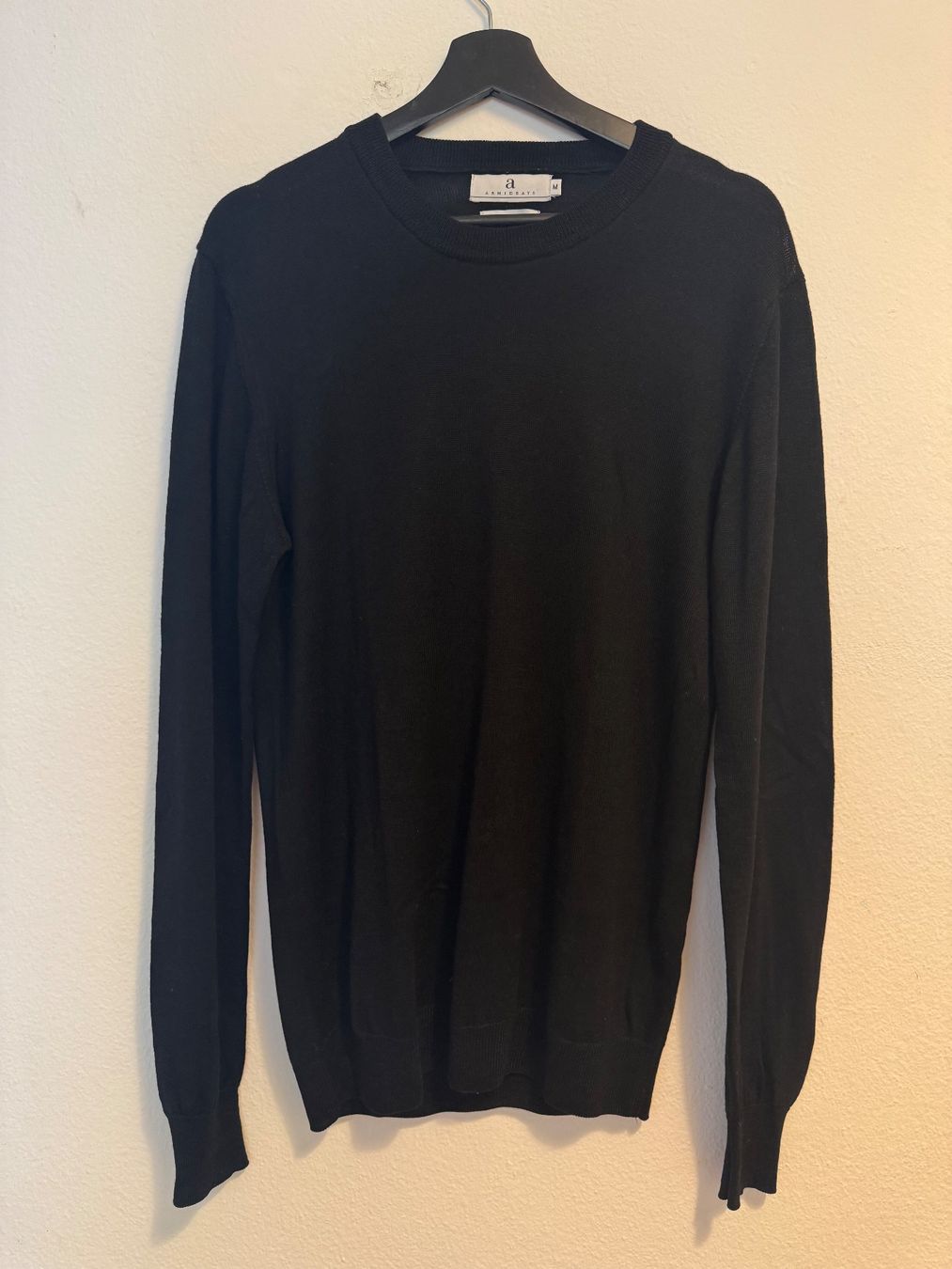 Pullover & Sweatshirts: Arniesays Pullover, Gr. M, Schwarz – Gebraucht aus Zürich von nils.alex