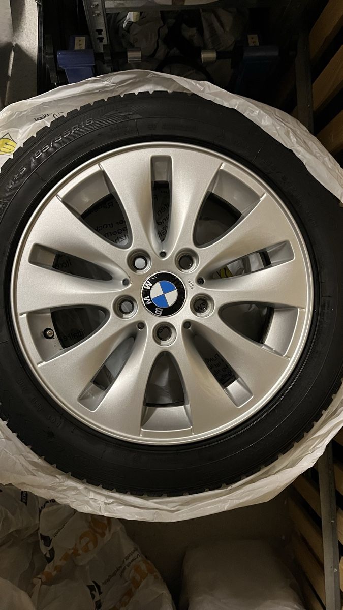 BMW Pneumatici & Ruote complete: 16" BMW Styling 229 V-Speiche 1er E87 E88 E81 E82 – Usato da Cham venduto da tgizug 1