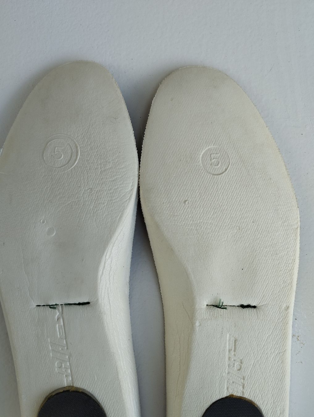 Herrenschuhe: Bally Suisse Einlegesohlen Grösse 5, 4 Stk – Gebraucht aus Ostermundigen von Dinge1 2