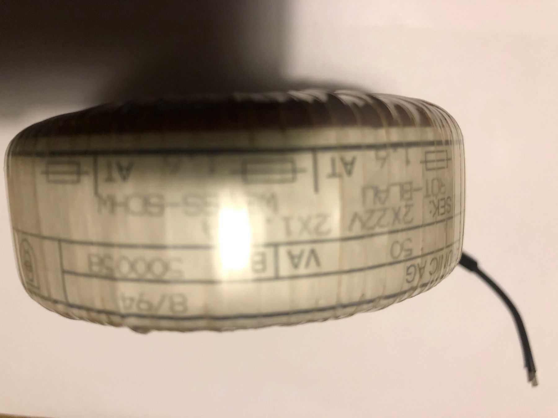 Componenti elettronici: Ringkerntransformator / transf. torique – Usato da Courfaivre venduto da Bernard1959 2