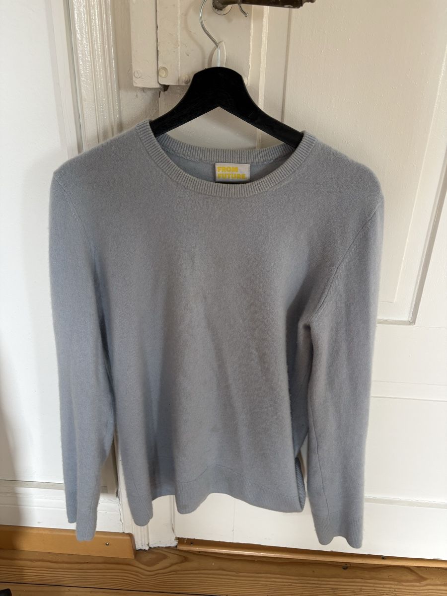 Maglioni & Felpe: From Future Babyblau Kashmir Sweater – Usato da Zürich venduto da Aristide_87