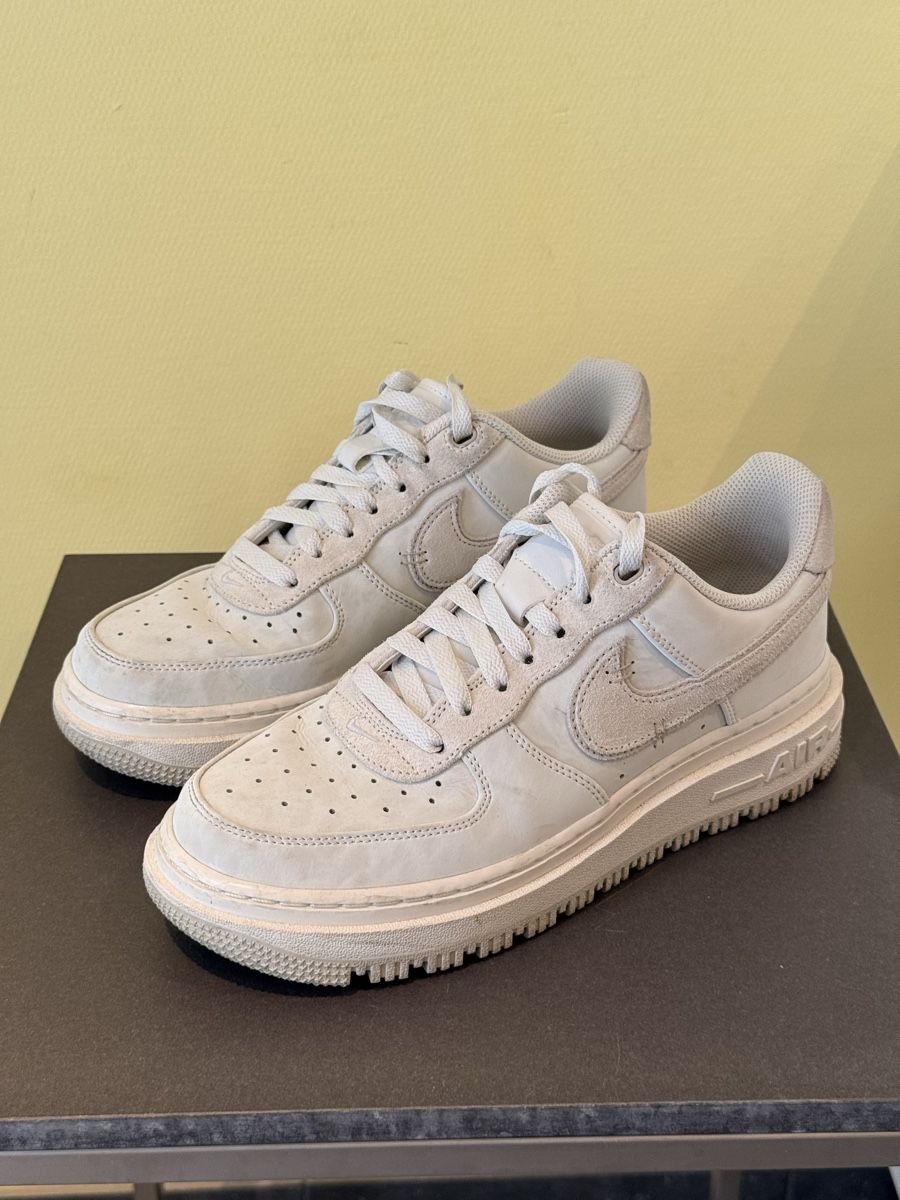 Nike Scarpe da uomo: Nike Air Force 1, Gr. 40 – Usato da Windisch venduto da YoungJoel
