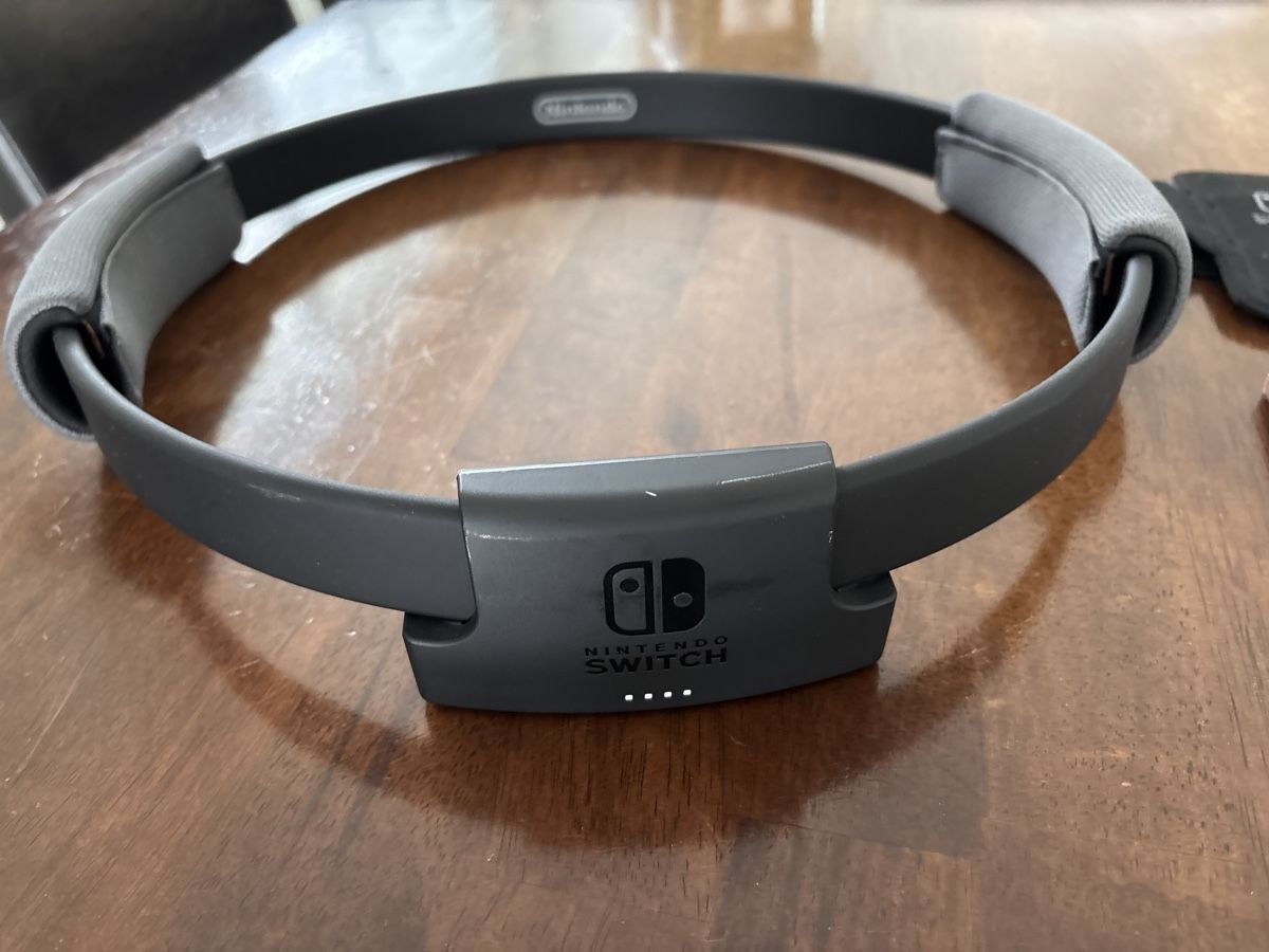 Giochi: Nintendo Switch Ring Fit Adventure inkl. Ring & Gurt – Usato da Hendschiken venduto da che_cbp5 1