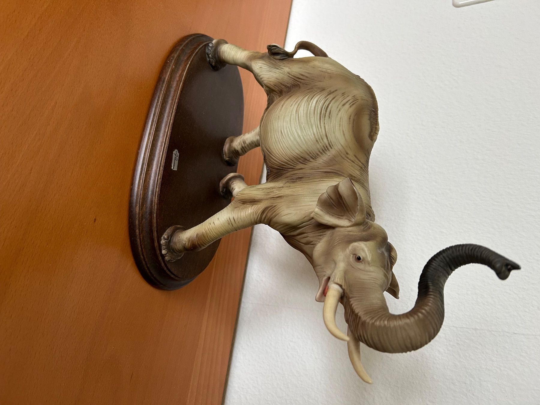 Sculture & Statue: G.ARMANI  SKULPTUR  ELEFANT gross – Usato da Olten venduto da Pablo7 1