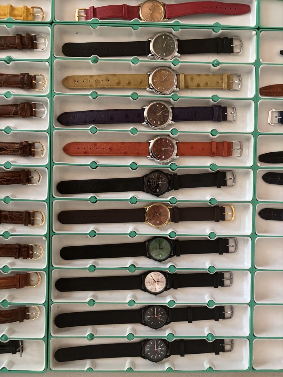 Montres: Lot 101 Uhren – Neuf (Voir description) à Rüti b. Büren par CenicAG 2