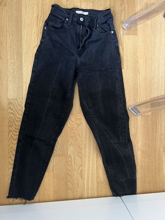 Levis Mom Jeans