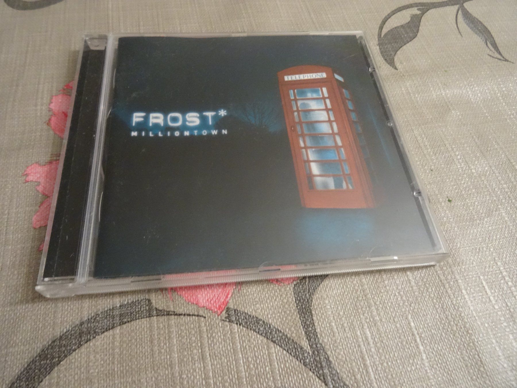 CD: Frost - Milliontown CD – Usato da Olten venduto da Disc-Ausverkauf