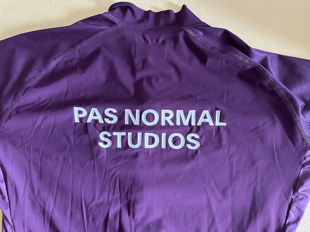 Pas Normal Studios Canottiere & Pantaloni: Pas Normal Studios Jersey L – Usato da Zollikofen venduto da tim_hj7n 3