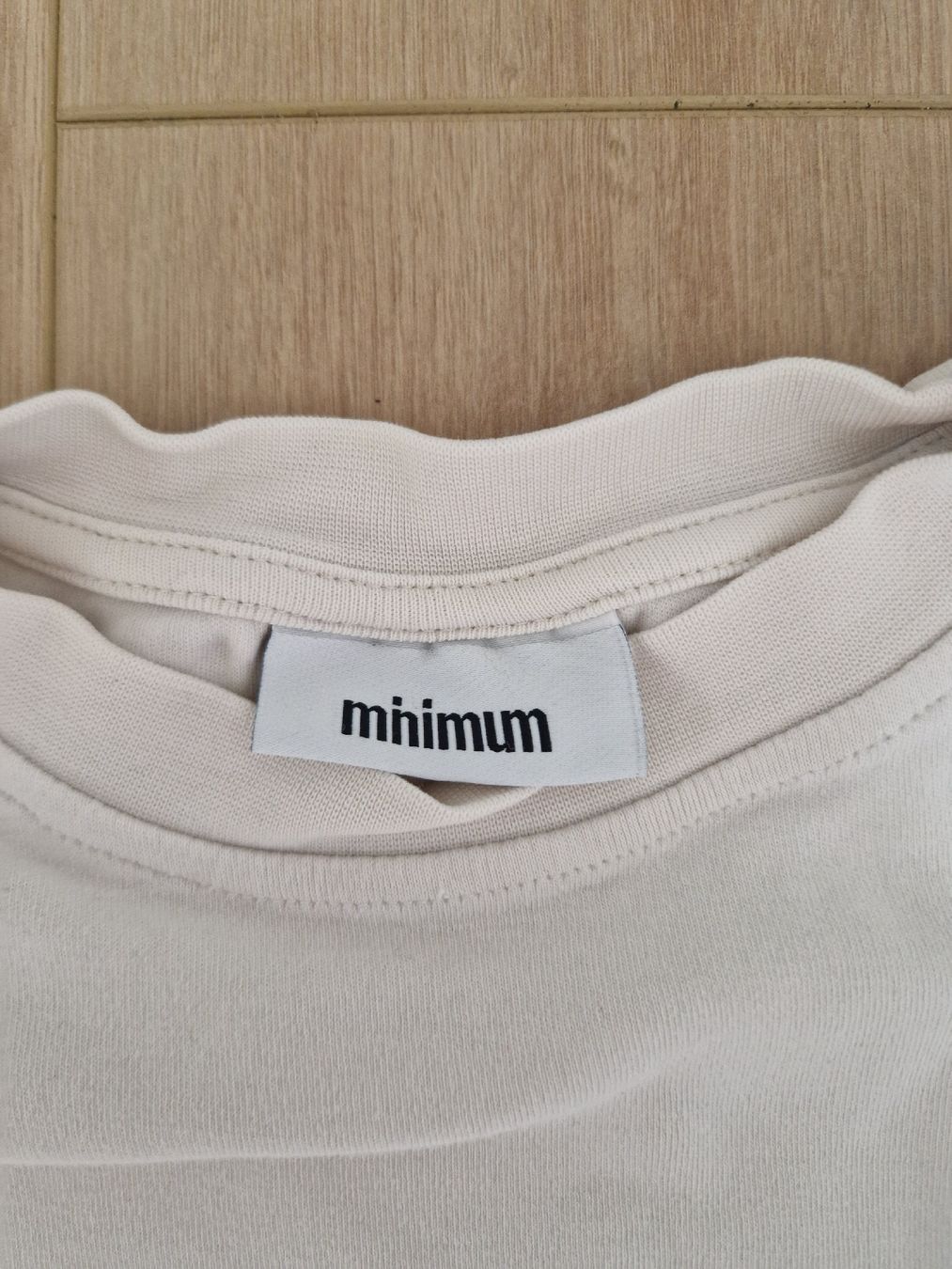 T-shirt: T-Shirt Minimum beige  – Usato da Zofingen venduto da cva_w7vn 2
