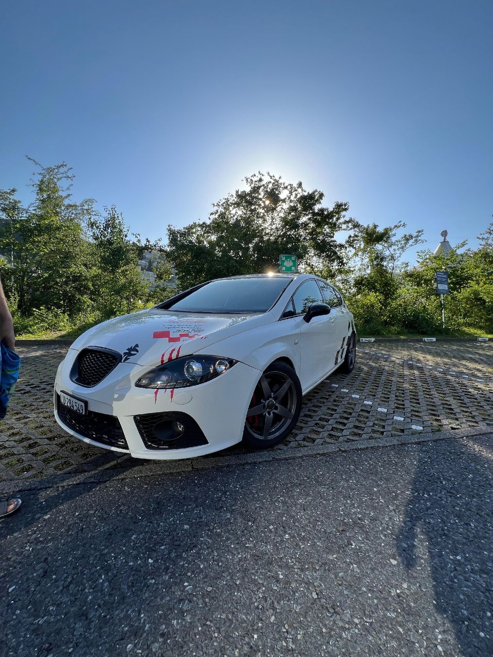 Seat Voitures modèles: Seat Leon Cupra 2.0 Limo Weiss – D'occasion à Luzern par mok_hsl7 2