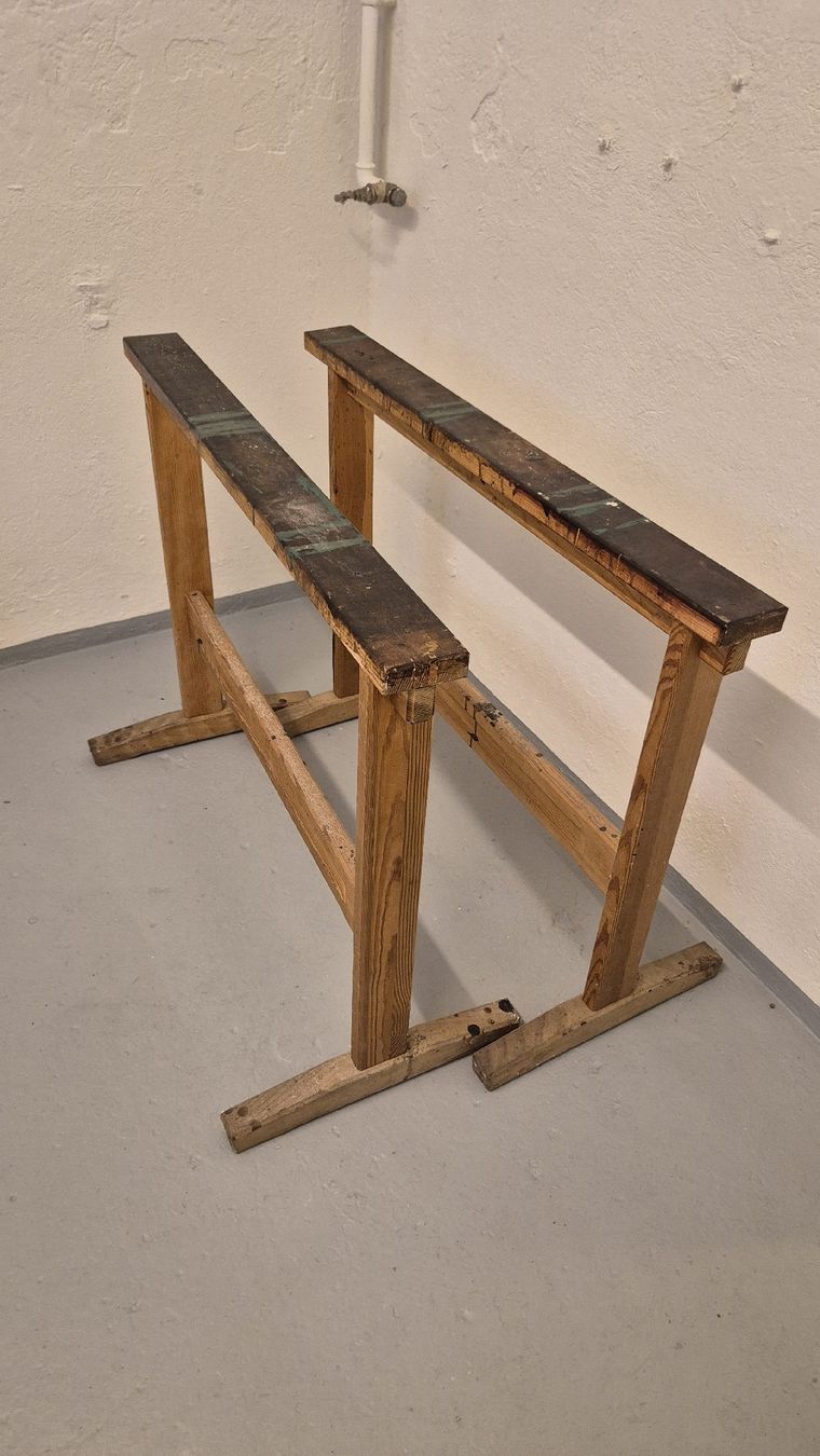 Werkbänke: 2 Holzböcke – Gebraucht aus Winterthur von tz1611