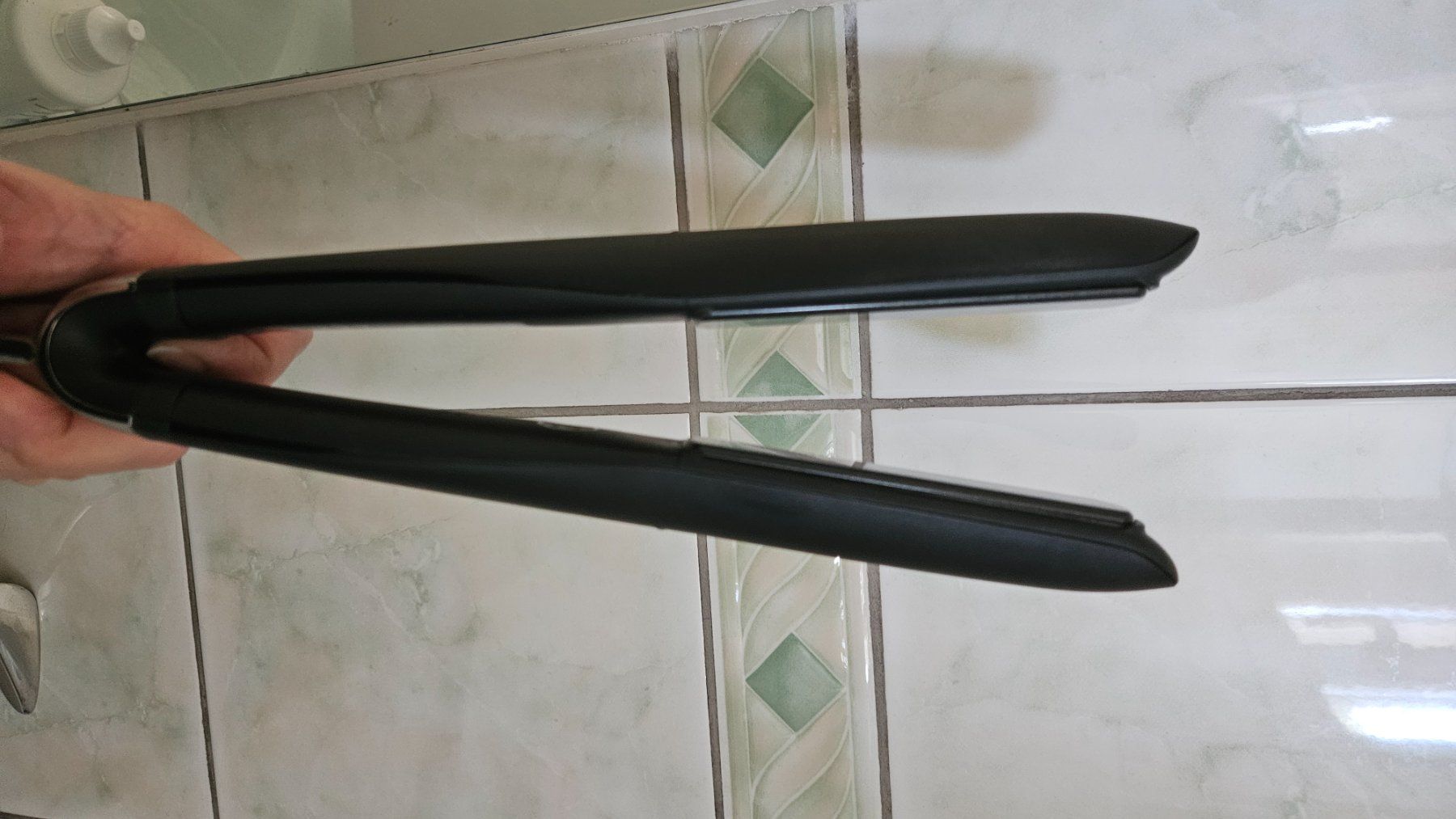Piastre & Arricciacapelli: ghd
Platinum+ Styler – Usato da Les Planchettes venduto da JoanieS 1