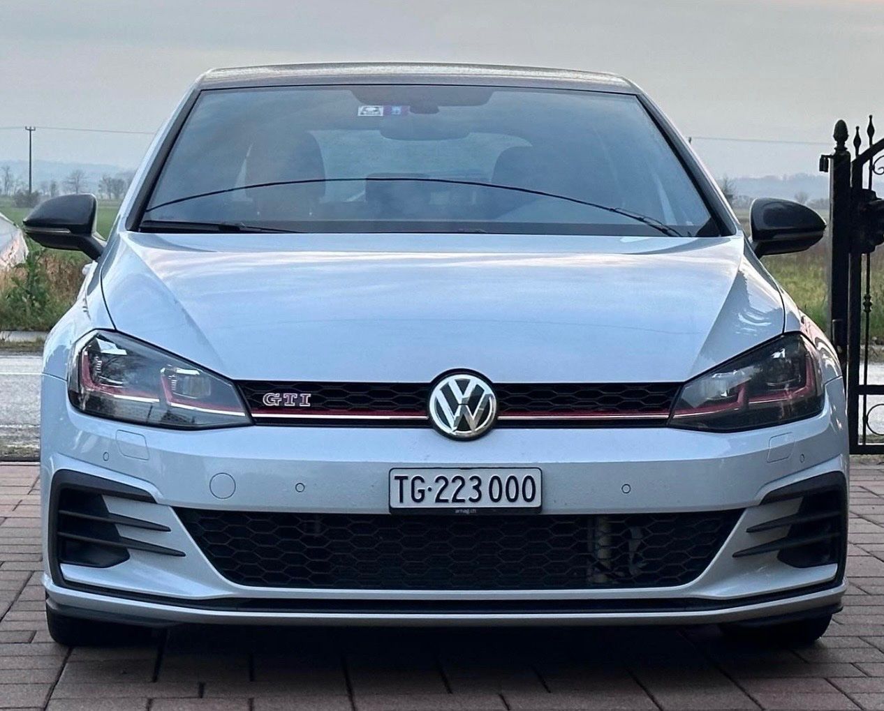 VW Automobili: 2018 GTI Perf.Mfk Jun.26 OCT 305 No OPF – Usato da Frauenfeld venduto da philipscarsystems 1