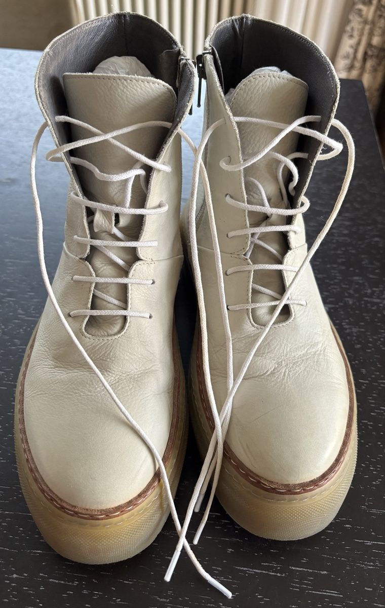Lofina Scarpe da donna: Lofina Boots Size, Antique Off-white, Size 40 – Usato da Erlenbach ZH venduto da verbena_mint 2