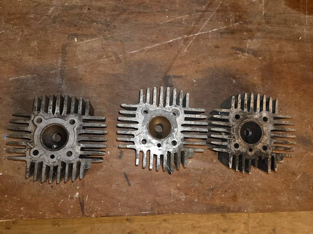 Puch Motoren: Puch Zylinderköpfe original – Defekt aus Ormalingen von Top42 1