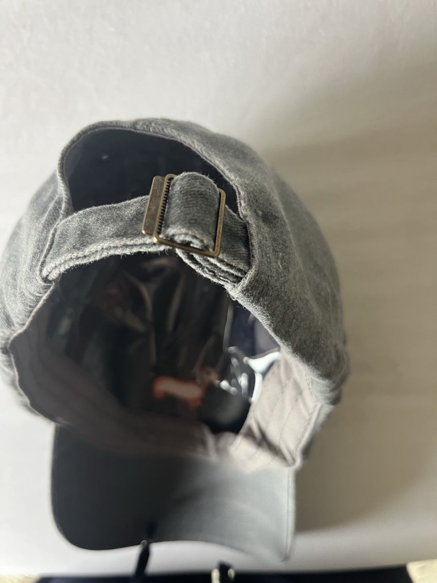 Copricapi, berretti & cappellini: Bestickter Baseball Cap mit Hund – Nuovo e nell'imballaggio originale da Saanen venduto da SoniaMichaela 2