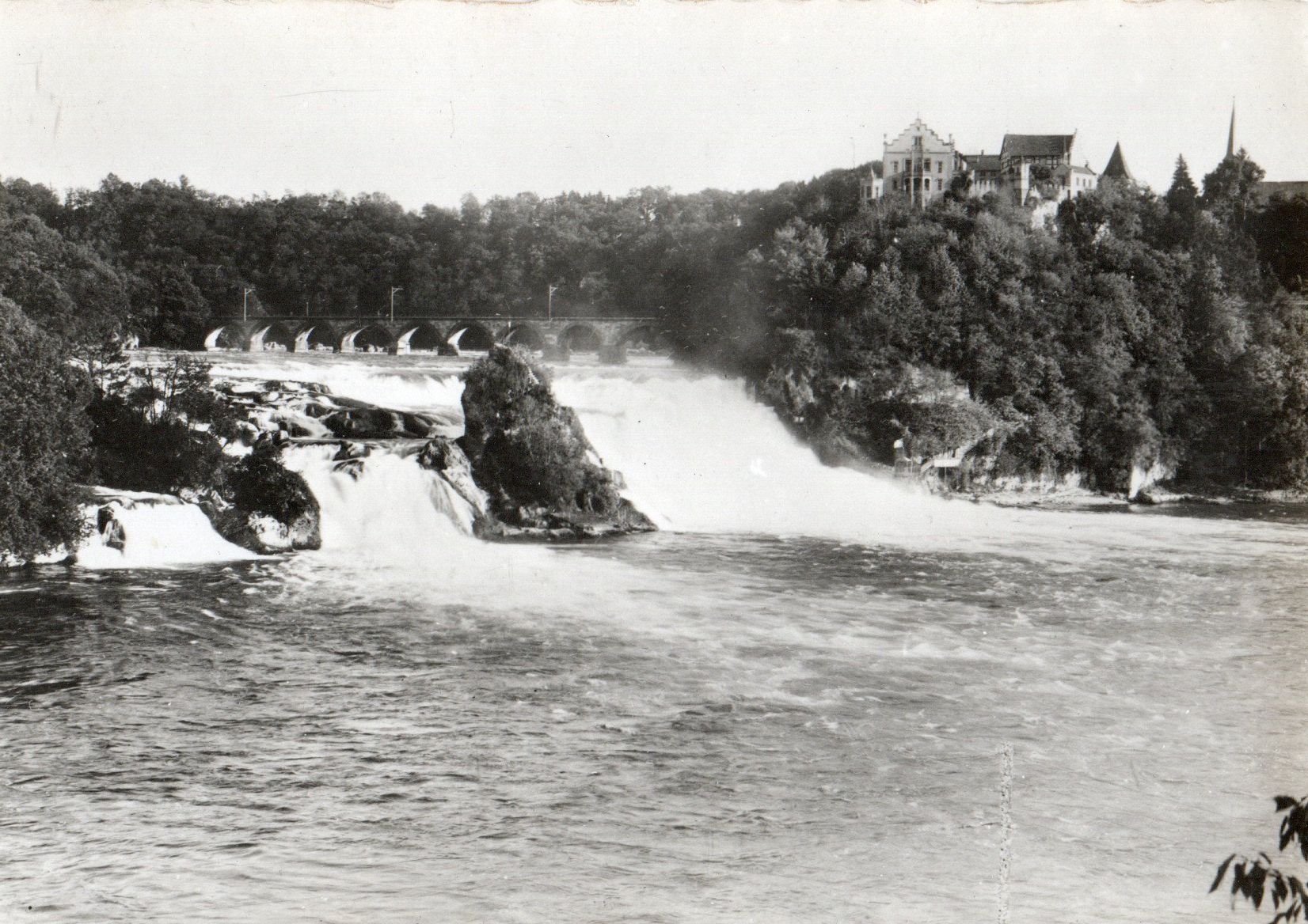 Cartes postales: Schaffhausen - Rheinfall – D'occasion à Melano par pisonsdro