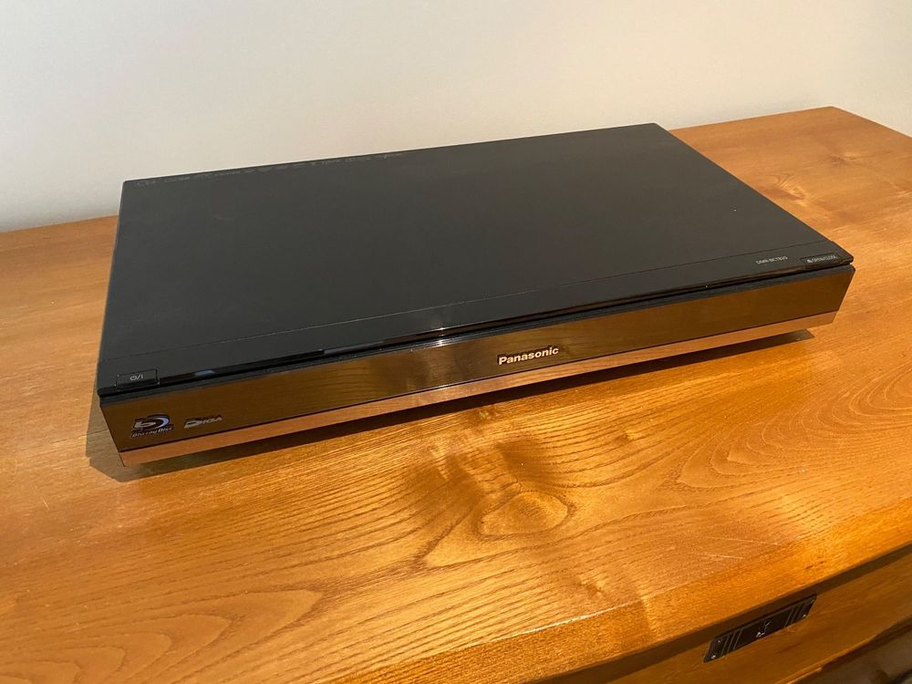 Panasonic DMRBCT820EG Blueray recorder mit Festplatte Kaufen auf