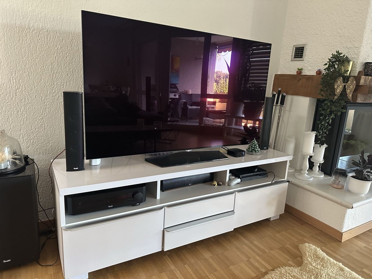 Pfister Meubles TV: Fernsehmöbel weiss mit Schubladen neuwertig – D'occasion à Urtenen-Schönbühl par m.schneider85