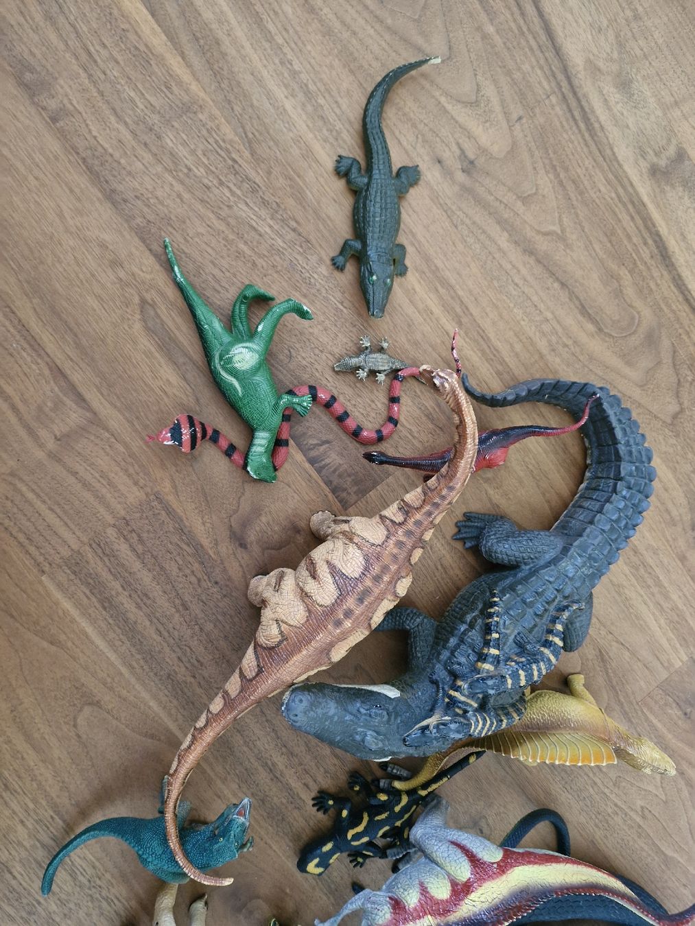 Giocattoli:  Spielzeug Dinosaurier und Tiere – Usato da Rifferswil venduto da stadelwolf 2