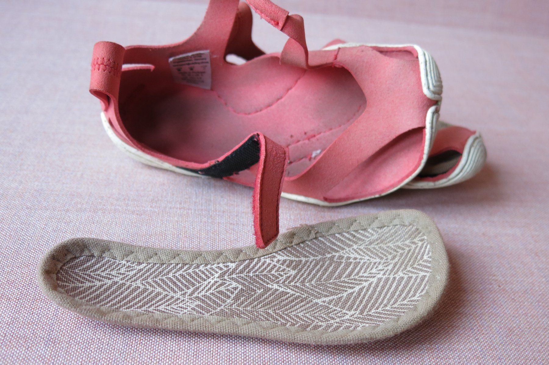 Wildling Scarpe per ragazzi: Wildlinge Sandale Feder 25 – Usato da Schwanden i. E. venduto da Magnolia88 2