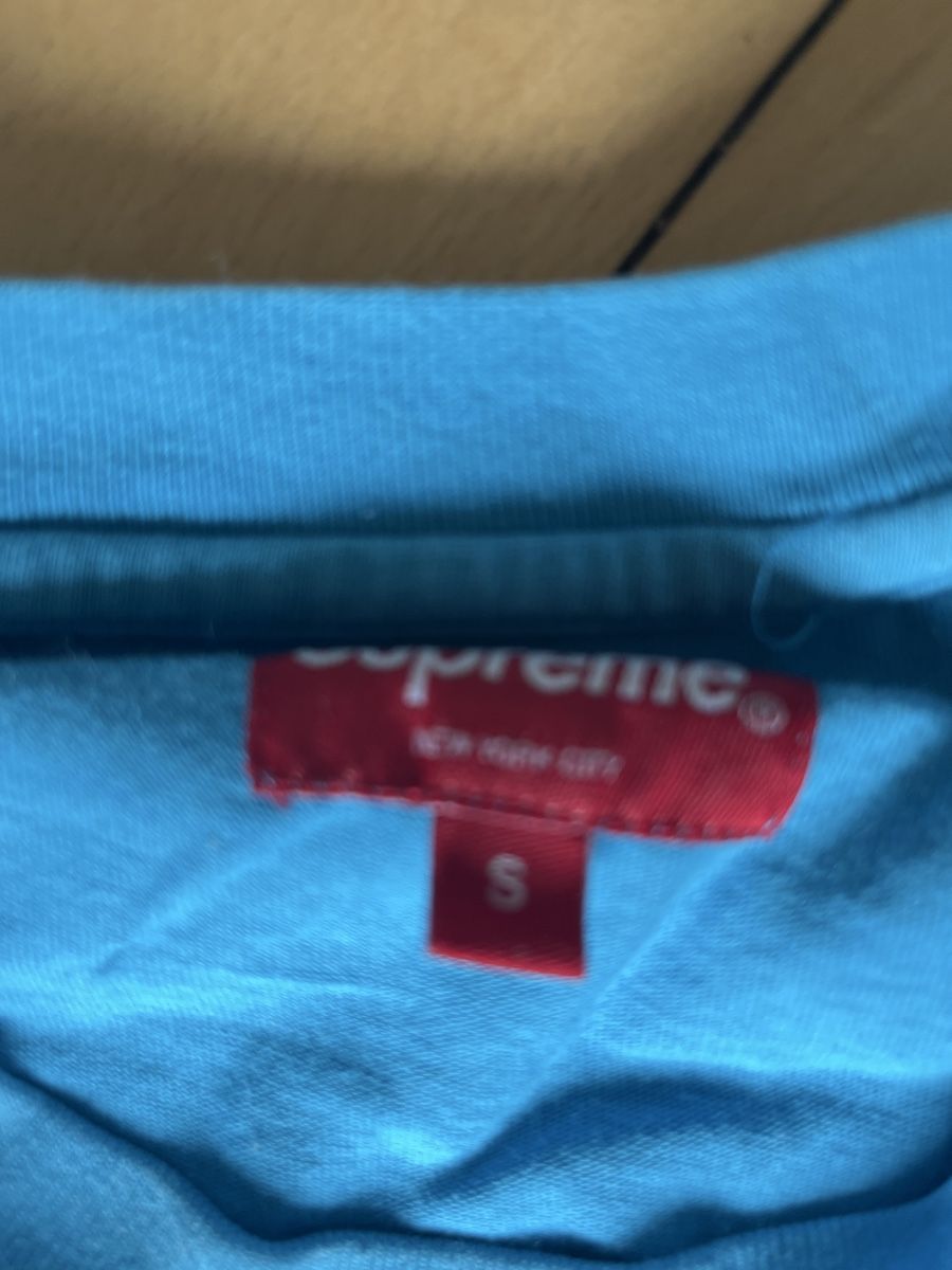 Supreme T-shirt: Supreme t-shirt Grösse.S – Nuovo (secondo la descrizione) da Zürich venduto da Mzuest19 2