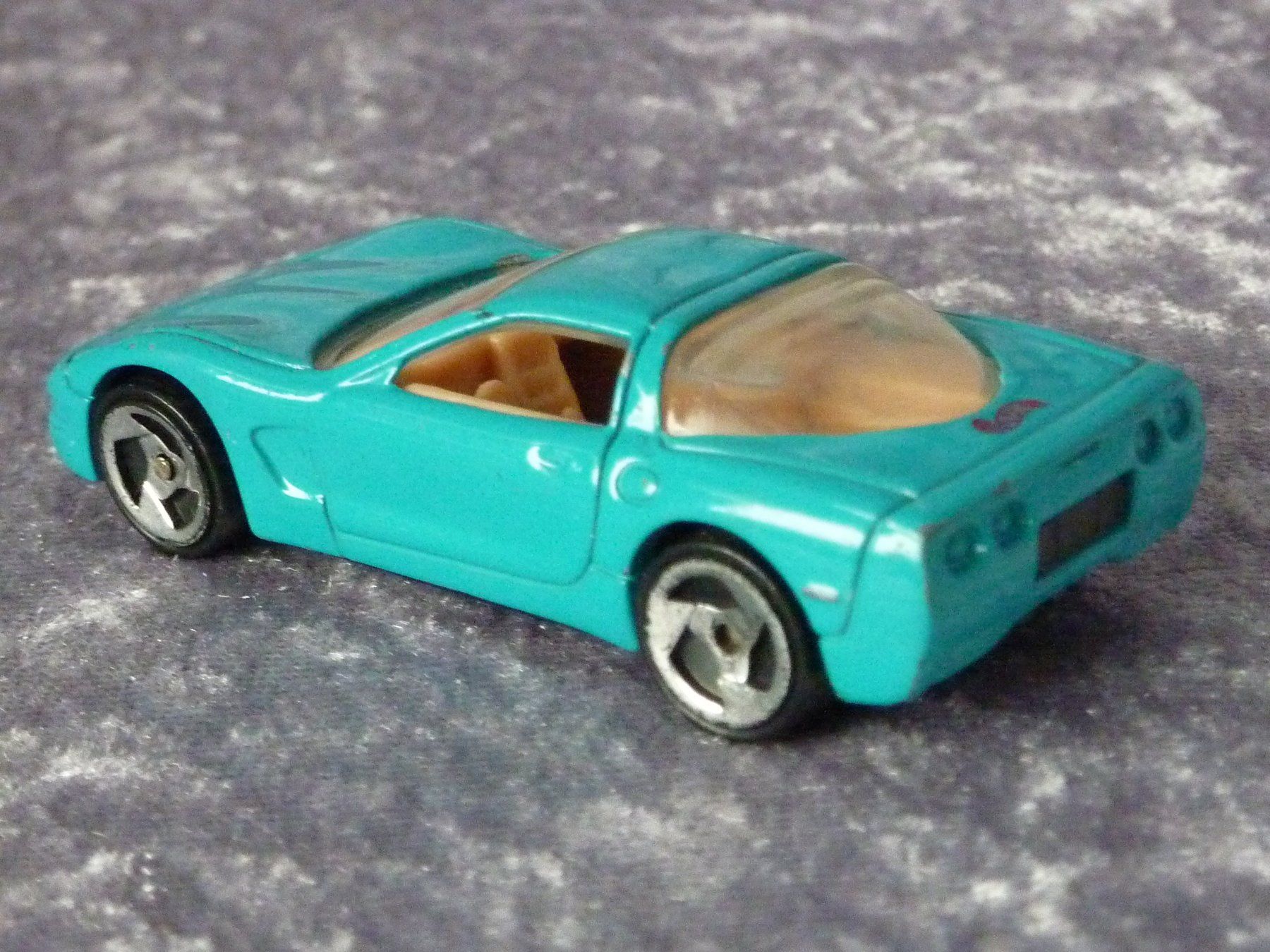 Hot Wheels Modellini d'auto: Chevrolet Coevette C5 mint 1:64 – Usato da Dürrenäsch venduto da Cobra1ch 1