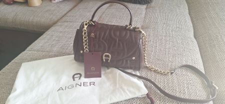 Aigner Handtasche Diadora Dark Teak Grösse L neuwertig