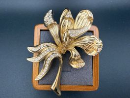 Vintage-Brosche „Grossè“ Blume mit Strasssteinen.
