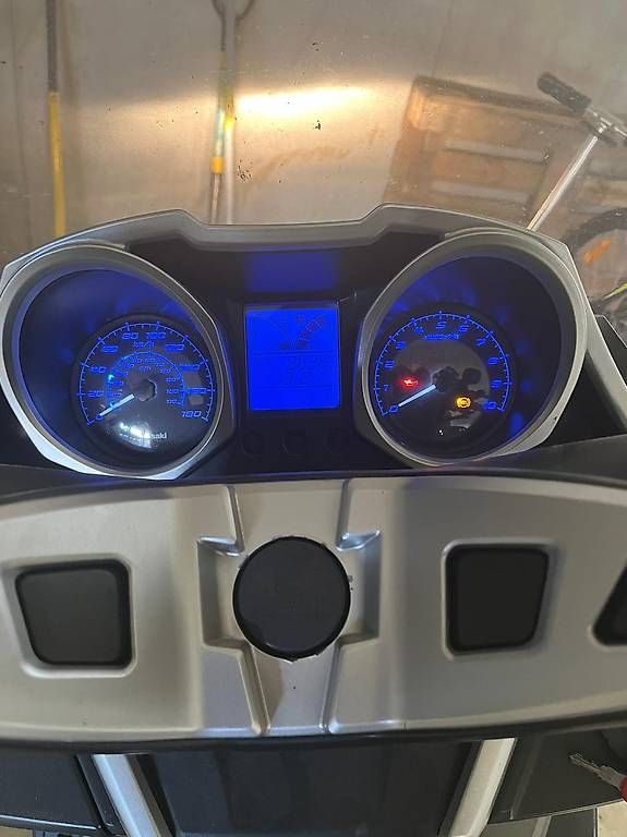 Kawasaki Scooters: Vend cause non emploi – Gebraucht aus Concise von psa_2py6 3