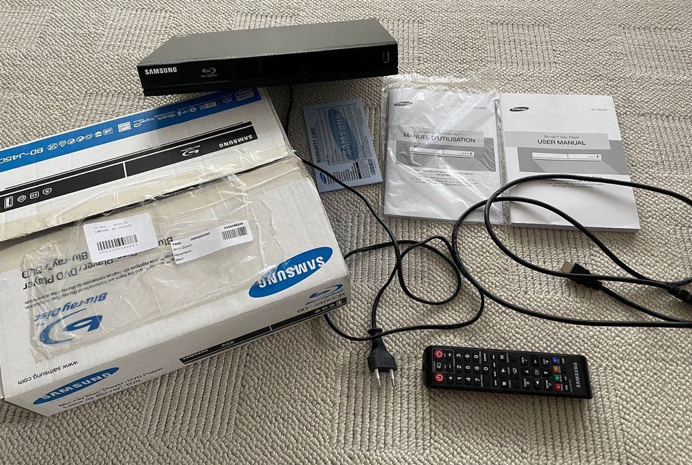 SAMSUNG BDJ4500R, DVD / Bluray Player Kaufen auf Ricardo