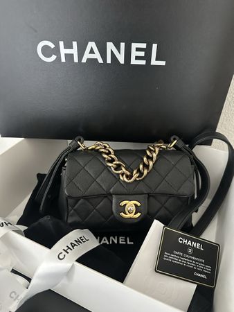 Chanel Mini Tasche Schwarz Gold Hardware - Kalbsleder
