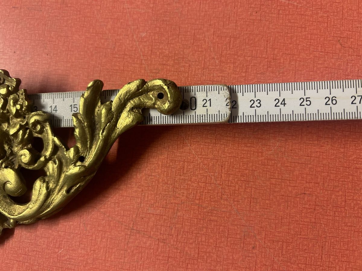 Eisenwaren: Alte Applikation aus Bronze oder Messing. Einzigartiges  – Gebraucht aus Lanzenhäusern von vic63 3