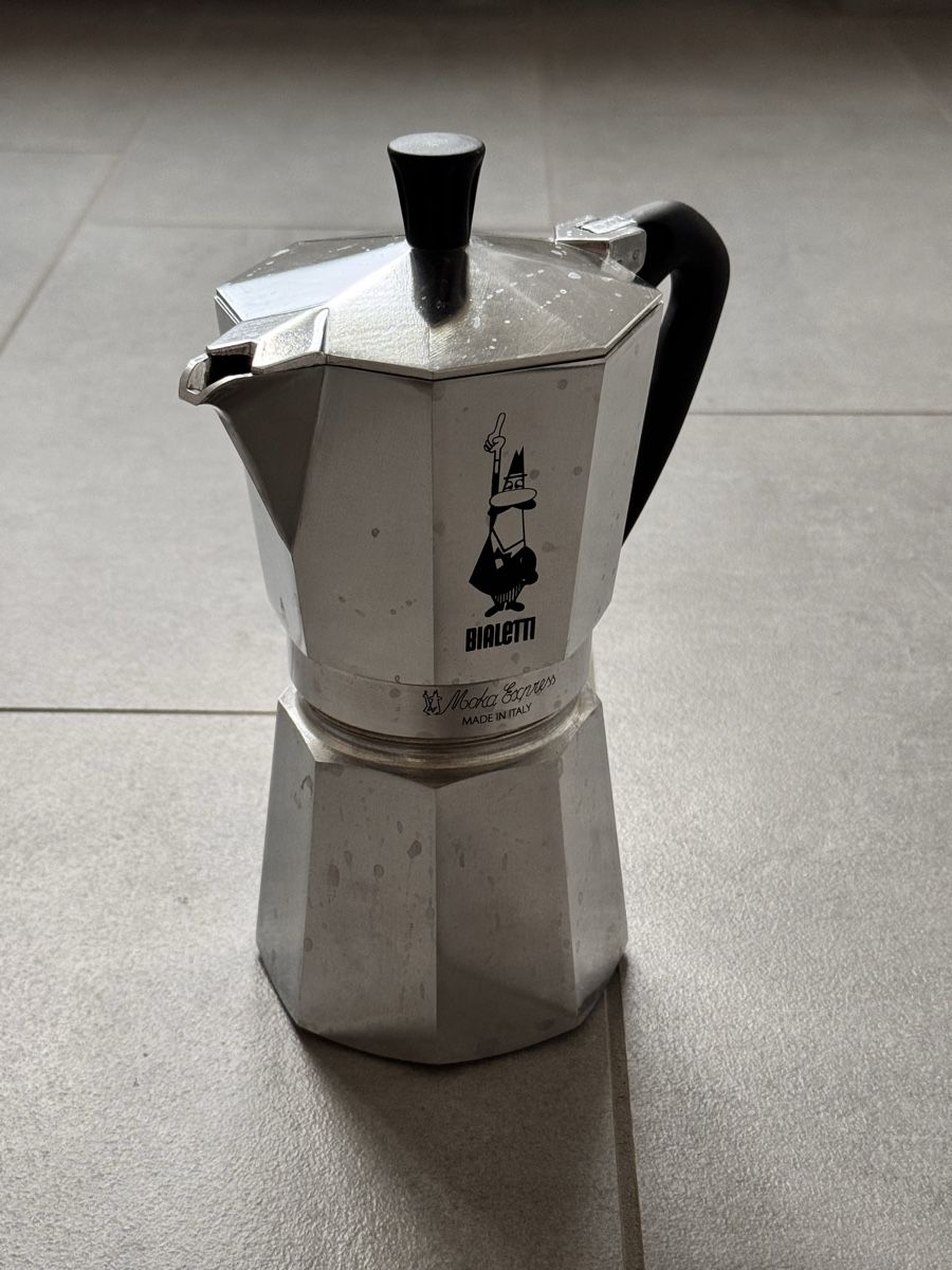 Bialetti Macchine per caffè & Macchine per espresso: Bialetti Moka Espressokocher – Usato da Unterlunkhofen venduto da getwellsoon