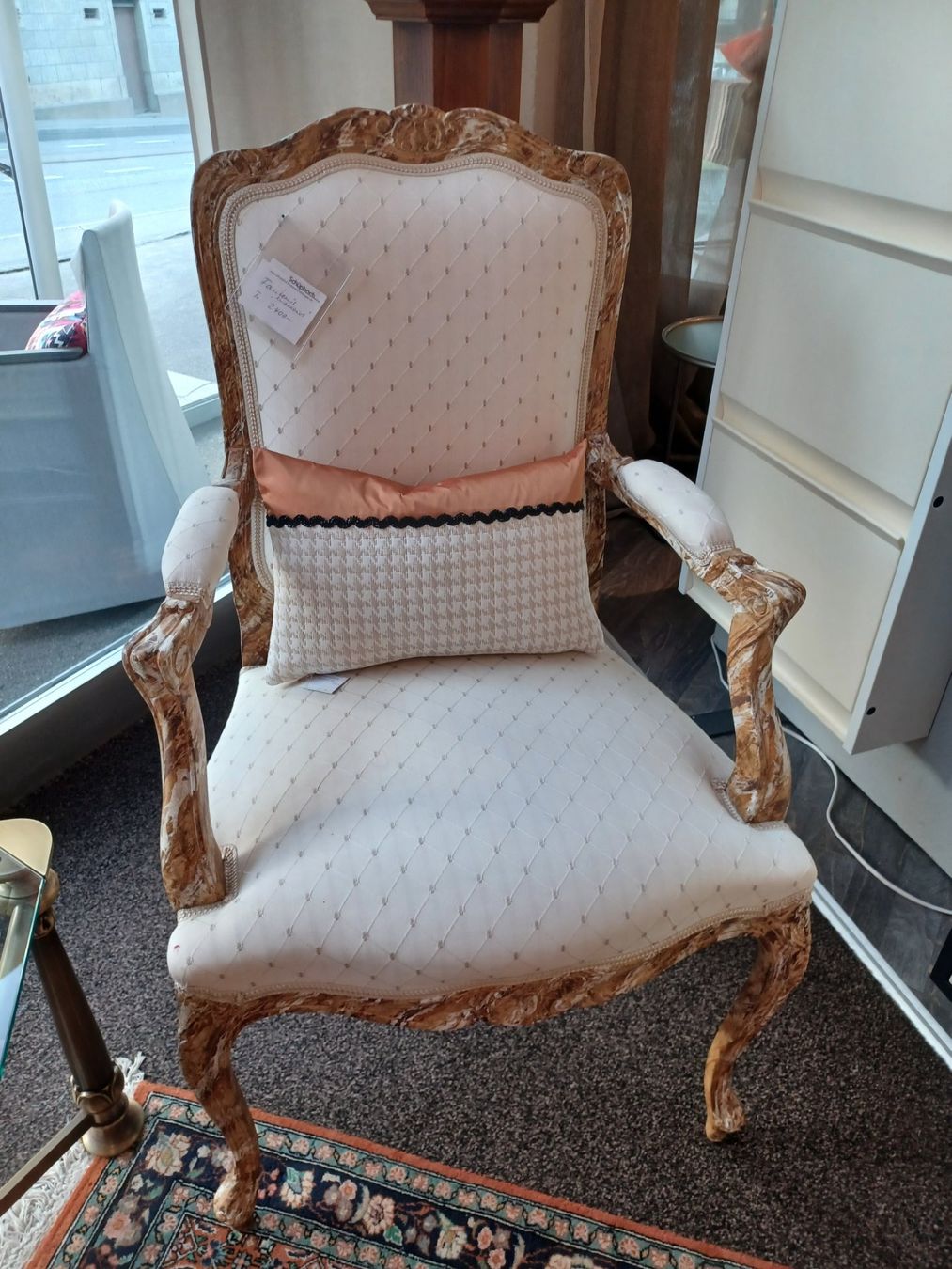 Poltrone: Fauteuil marmoriert, Vintage Look – Nuovo (secondo la descrizione) da Aarwangen venduto da marianne.schuepbach