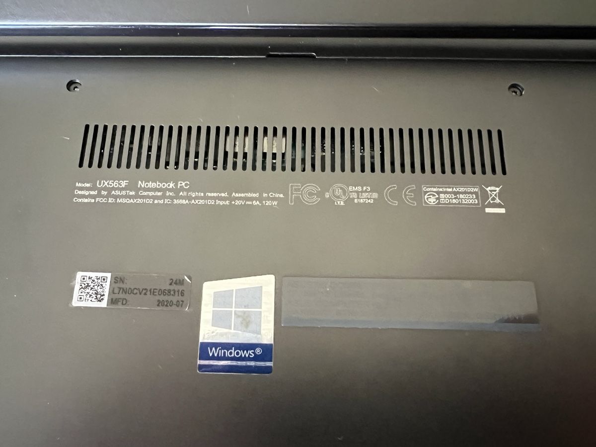Asus Notebook: ASUS Zenbook UX563F Convertible mit 2. Display – Usato da Rickenbach ZH venduto da flavio.carnuccio 3