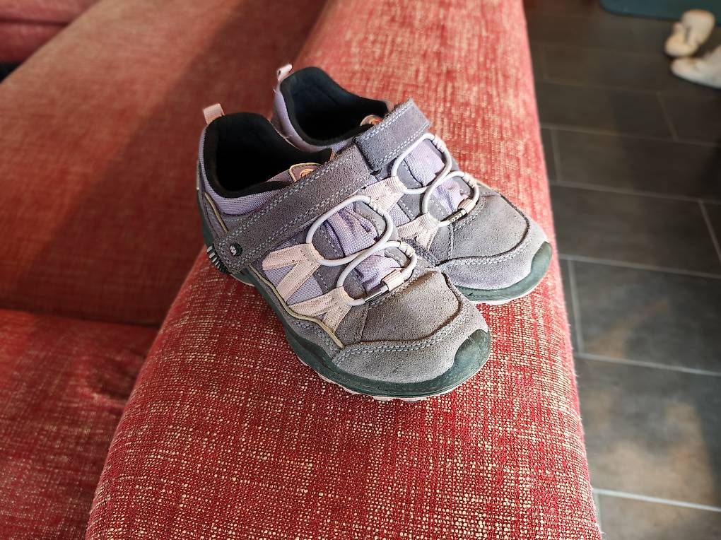 Schuhe für Mädchen: Outdoor Schuhe Gr 29 – Gebraucht aus Untersiggenthal von schnaegg8542 2